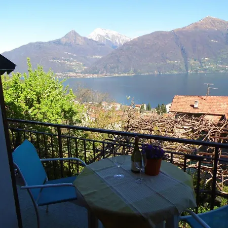 Quaint Holiday In San Siro With Balcony アパート *