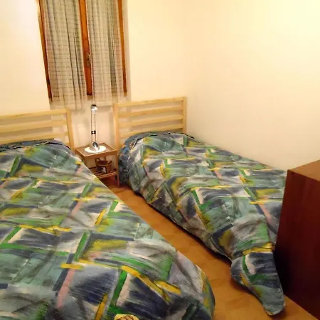Quaint Holiday In San Siro With Balcony * サン・シーロ