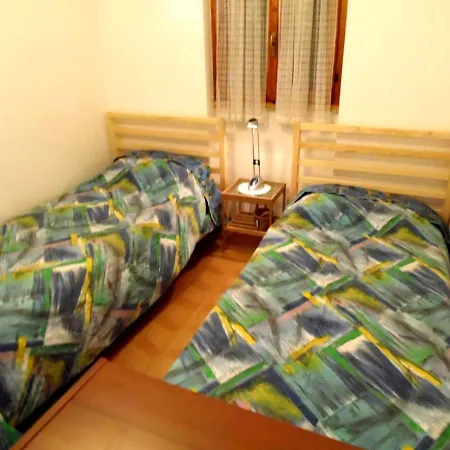 アパート Quaint Holiday In San Siro With Balcony サン・シーロ